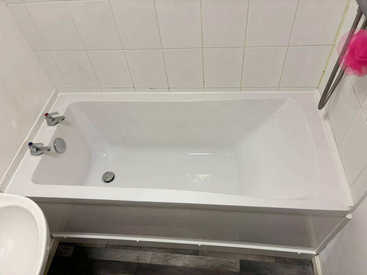 Finished Replacement Bath - Southampton